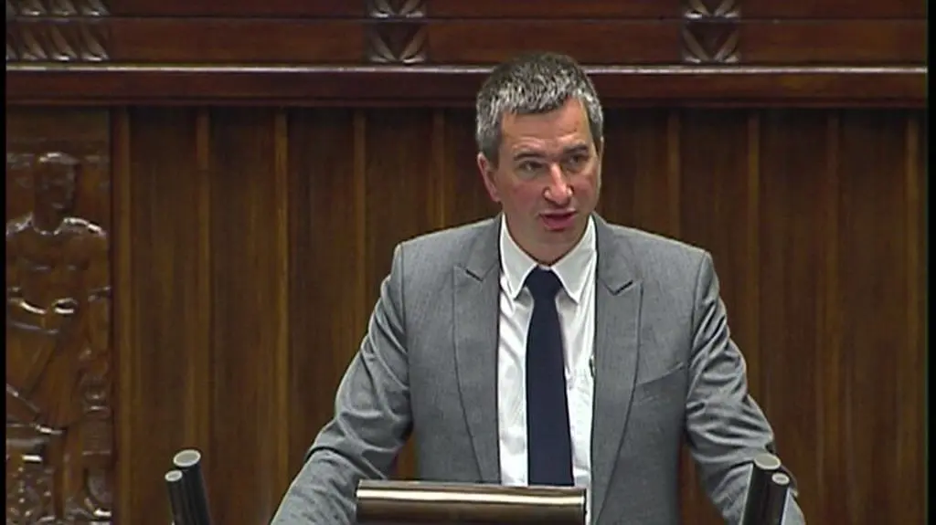 Szczurek: w 2015 roku deficyt finansów publicznych nie przekroczy 3 proc
