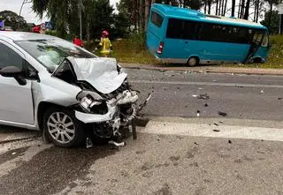 "Nie ustąpił pierwszeństwa", zderzył się z autobusem. Są ranni