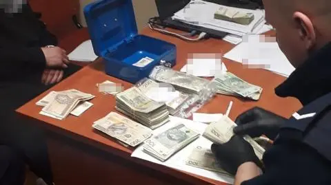 150 tysięcy w kasetce. "17-latek okradał szefa, jego starszy o dwa lata krewny kupił auto". Wpadł, bo próbował uciekać