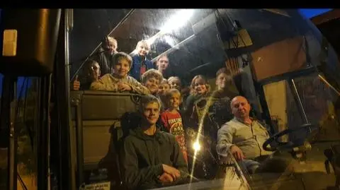 Rodzina Hrycyszynów w nowym autobusie