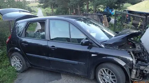 Pijana matka wiozła dzieci i wjechała w płot