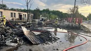 Wysoka temperatura doprowadziła do eksplozji butli z gazem i akumulatorów