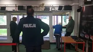 90-letnia Zofia na strzelnicy w Bieruniu