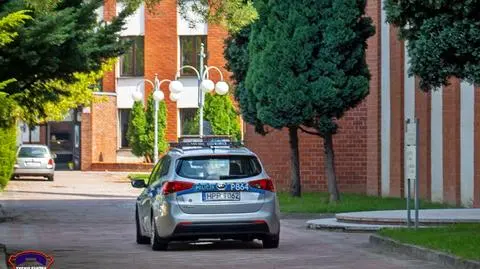 Mężczyzna spadł z wysokości w kościele w Tychach