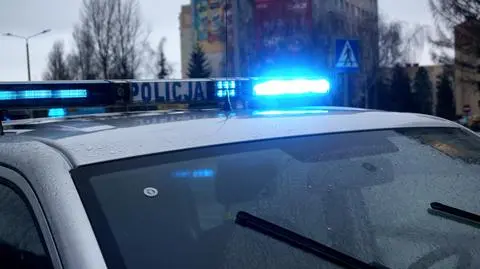 Wybili szybę, by ukraść dwa czekoladowe rogaliki