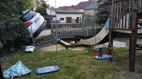 Skosił betonowy płot i zatrzymał się na przydomowym placu zabaw. "Wnucząt, Bogu dzięki, tam nie było"