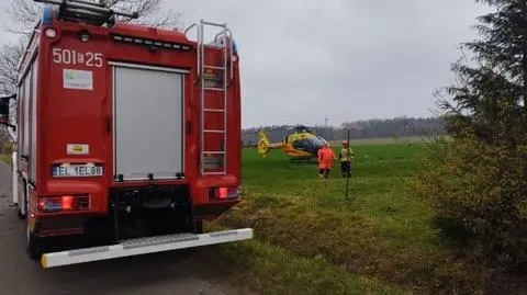 Naprawiał samochód, został przygnieciony. Zmarł