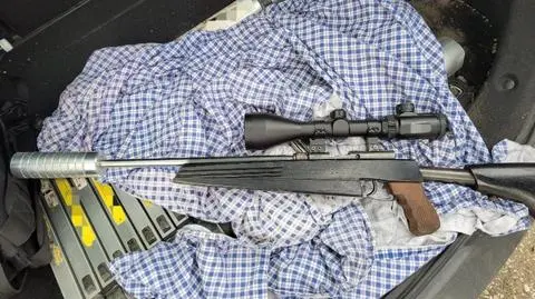 Policjanci znaleźli też broń-samoróbkę