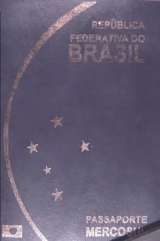 Podrobiony brazylijski paszport