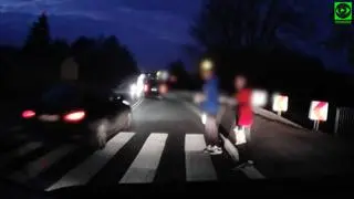 Wyprzedzanie na przejściu dla pieszych