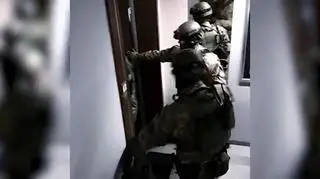 W sprawie postawiono ponad 100 zarzutów