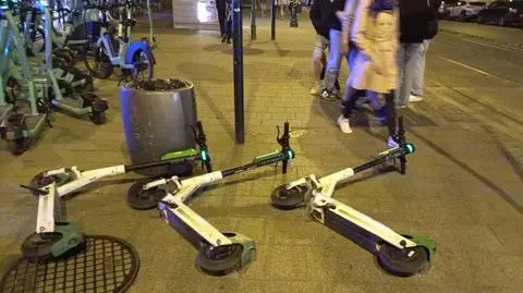 Władze Krakowa grożą palcem operatorom hulajnóg