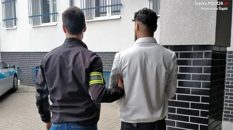 "Grupa mężczyzn próbowała wtargnąć do mieszkania i uprowadzić 14-latkę". Zostali zatrzymani