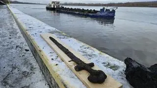 Niespodziewane znalezisko podczas pogłębiania basenu portowego