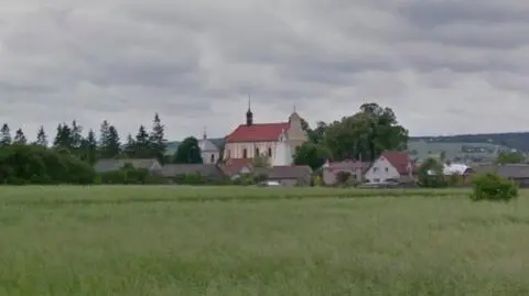 Wikariusz parafii zakażony, sanepid szuka wiernych