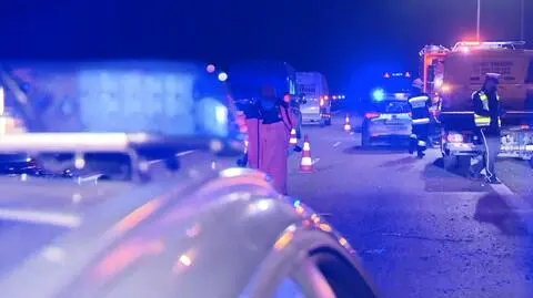 Policja: popełnił tragiczny błąd przy wyprzedzaniu. Kierowca i 11-letnia dziewczynka nie żyją