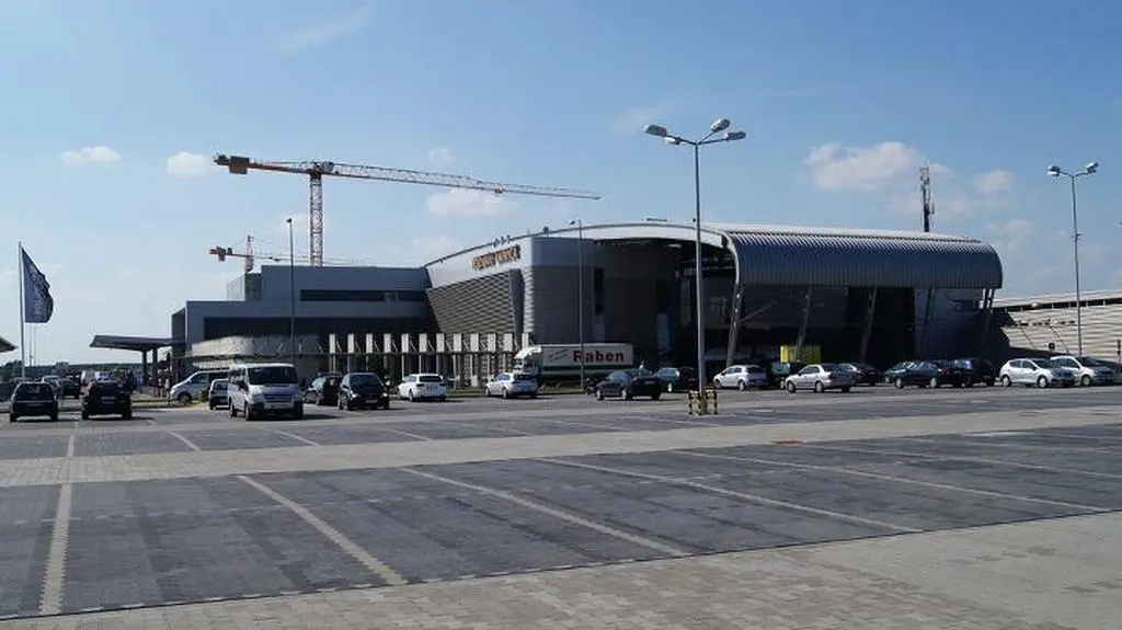 180 osób uwięzionych na poznańskim lotnisku