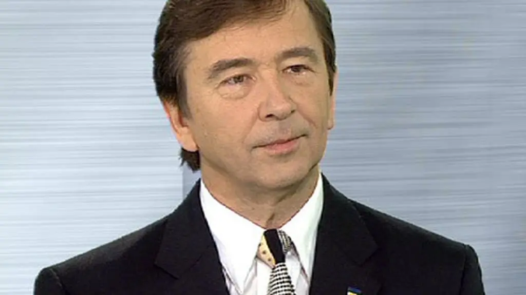 24.05  Wiesław Binienda