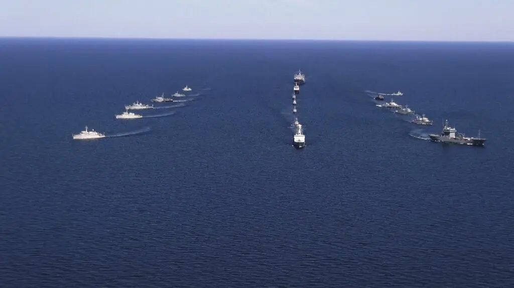 30 okrętów, bombowce i samoloty wczesnego ostrzegania.  Tak wygląda psychologiczna wojna o Bałtyk