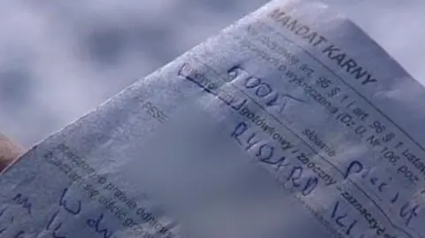 500 złotych za przekleństwo w polu