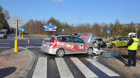 8-latek spowodował wypadek. Ojciec trzeźwieje, chłopiec "w dobrym stanie"