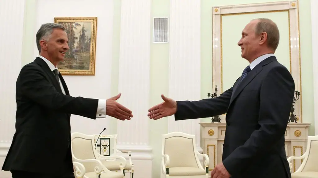 Aleksander Kwaśniewski: zaczekajmy do wyborów 25 maja 