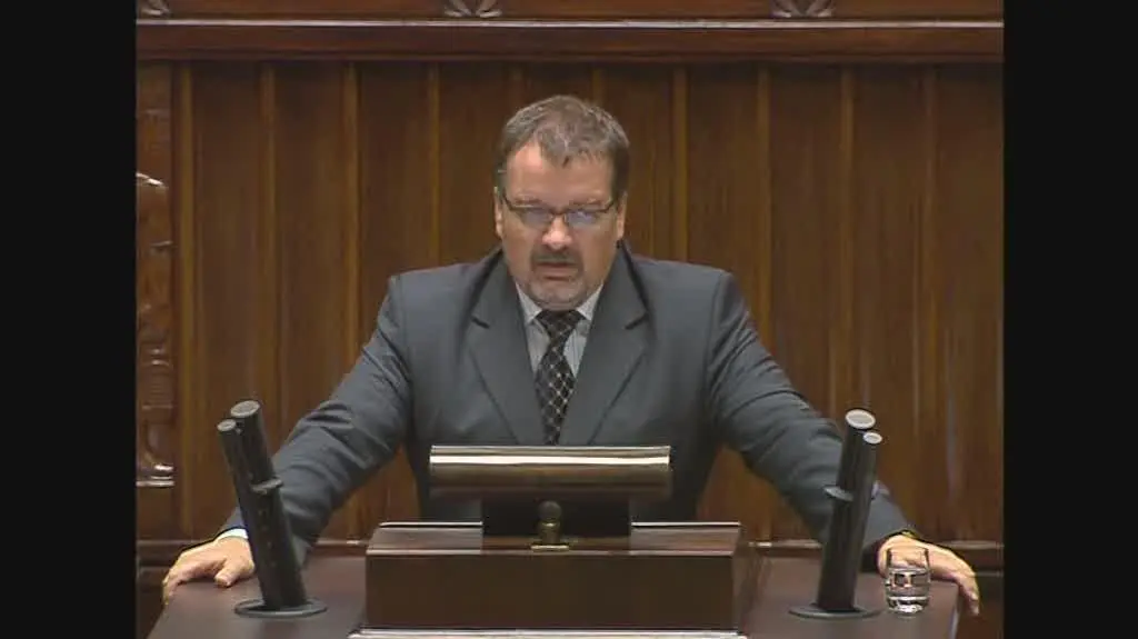 Andrzej Dera (PiS): Trzeba zmienić konstytucję