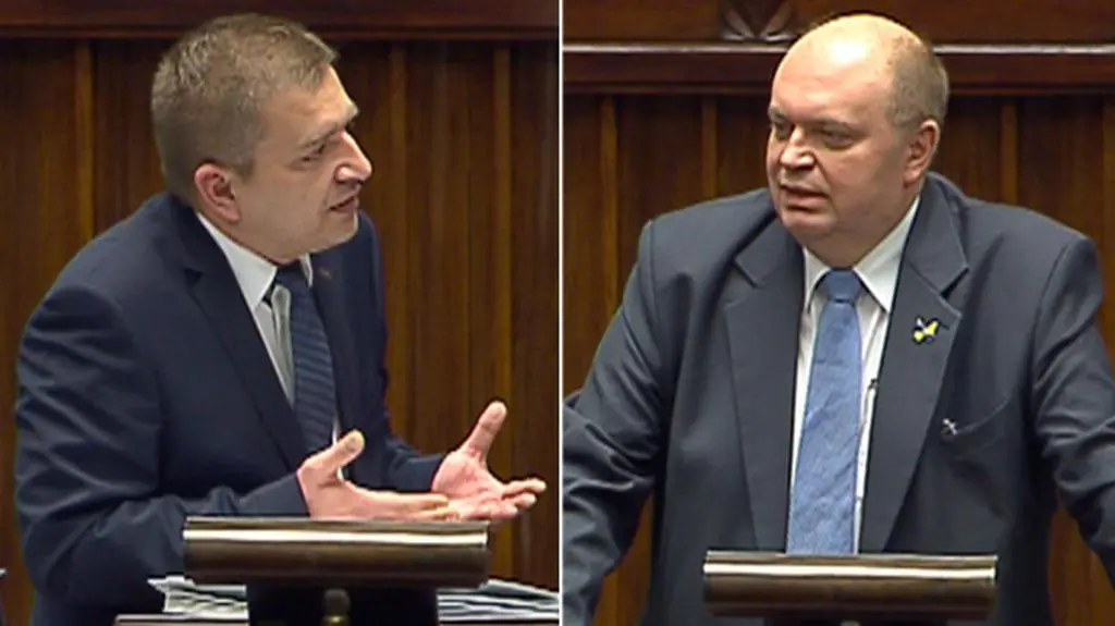 Arłukowicz: Czego pan uczy tych lekarzy w Singapurze, na Bali, na Mauritiusie? Chmielowski: Traktuję to jako formę pomówienia