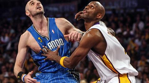 Gortat zaskoczył zdjęciem. "Historyczny moment w łódzkiej kamienicy"