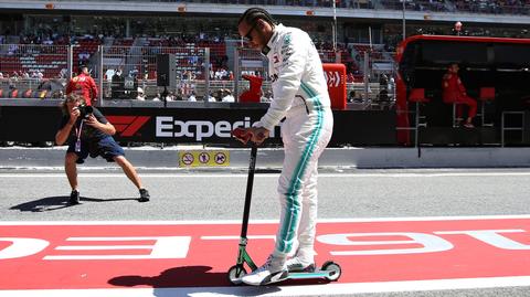 Cięcie kosztów w Formule 1. Mistrzowie świata zarobią mniej