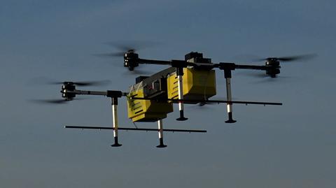 Nowinki technologiczne kontra SARS-CoV-2. "Dron to jest urządzenie na czas kryzysu"