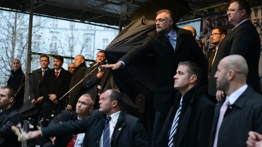 Atak jajkami na Zemana