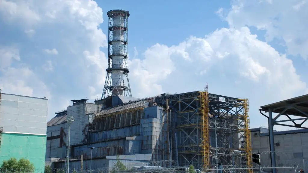 Atomowa bzdura. Historia pewnej plotki, co cały kraj na nogi postawiła