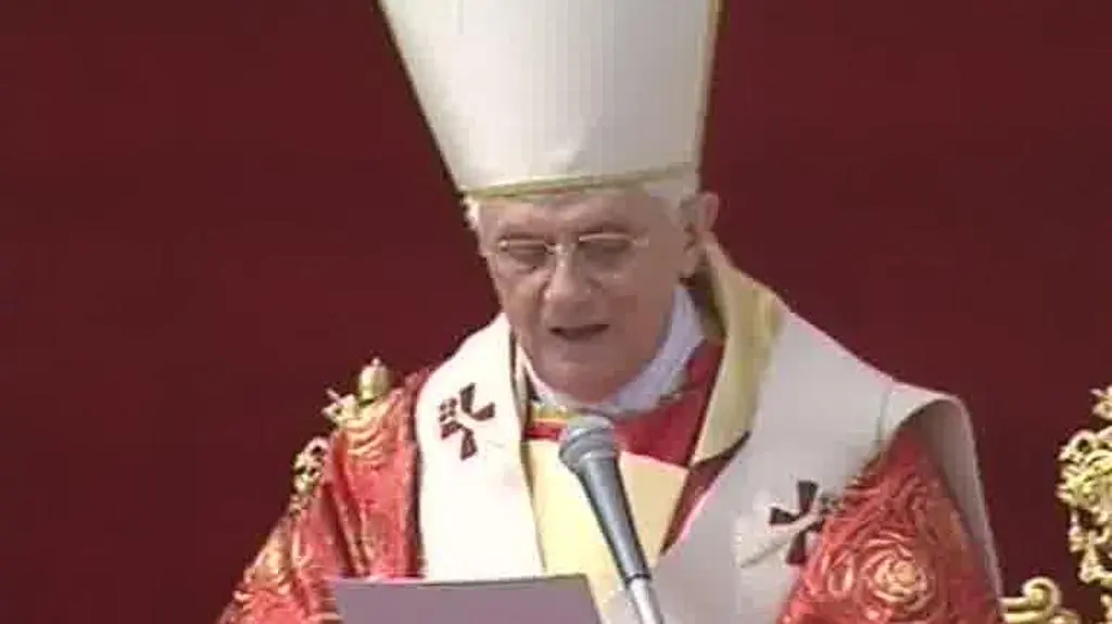 Benedykt XVI zwraca się do Polaków (Telepace)