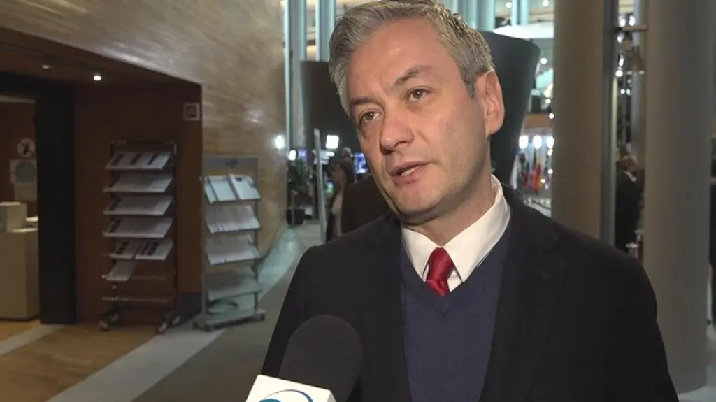 Biedroń: W 2019 roku znów Polska jest odbierana jako kraj średniowieczny 