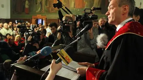 Biedroń zabiera się do pracy 