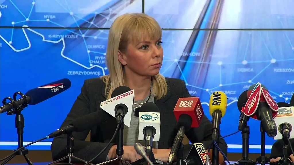 Bieńkowska: Trudna sytuacja dotyczy 3 procent kraju