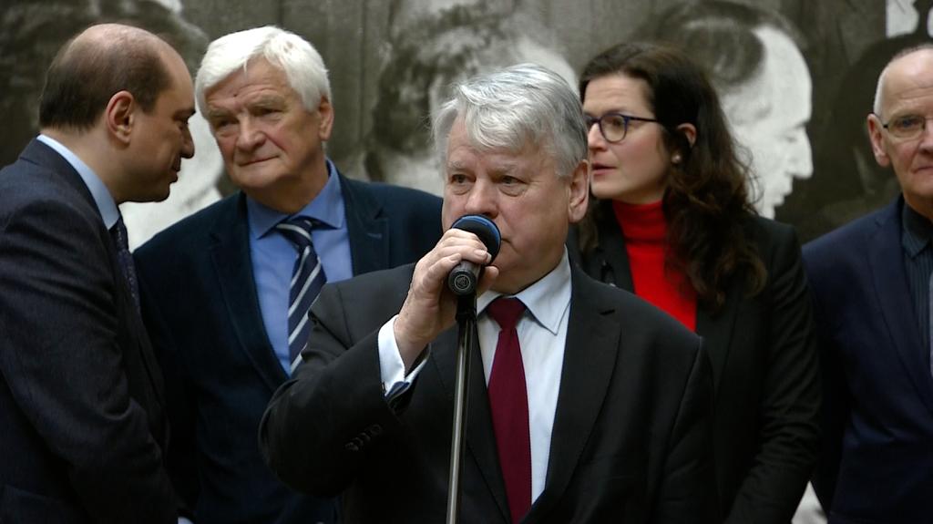 Bogdan Borusewicz apeluje do rządu,do rządu, żeby zmienił stosunek do ECS