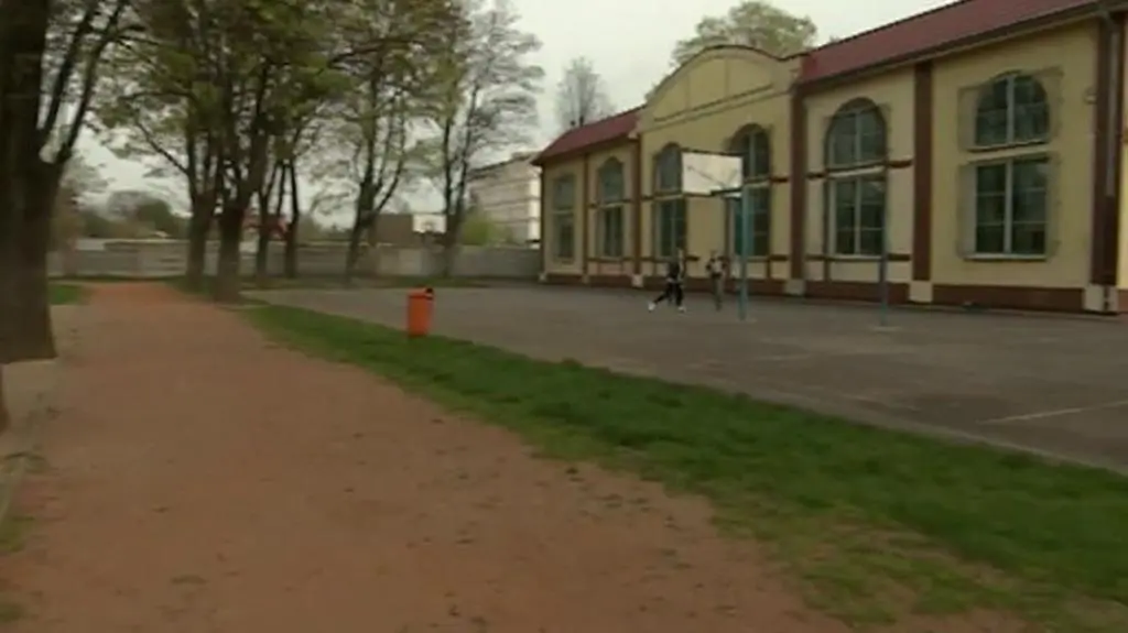 Boisko w Krapkowicach czynne tylko do godz. 16