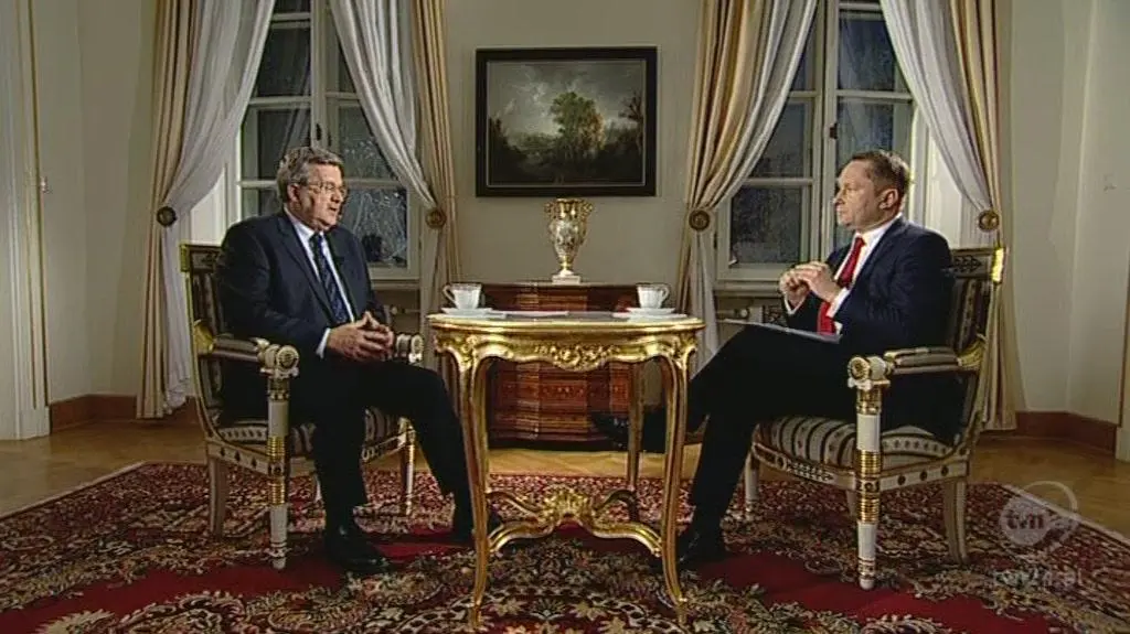 Bronisław Komorowski o swojej roli podczas kolejnych czterech lat rządów Donalda Tuska (TVN24)