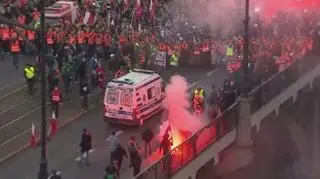 Burda na Marszu Niepodległości. Wezwano karetkę