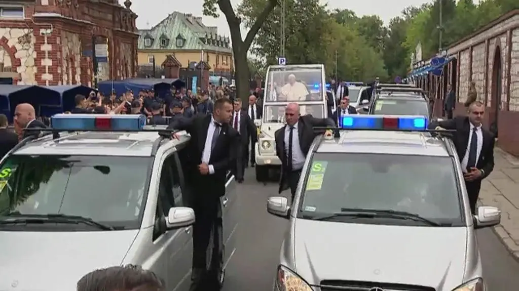 Papież Franciszek w drodze na Jasną Górę