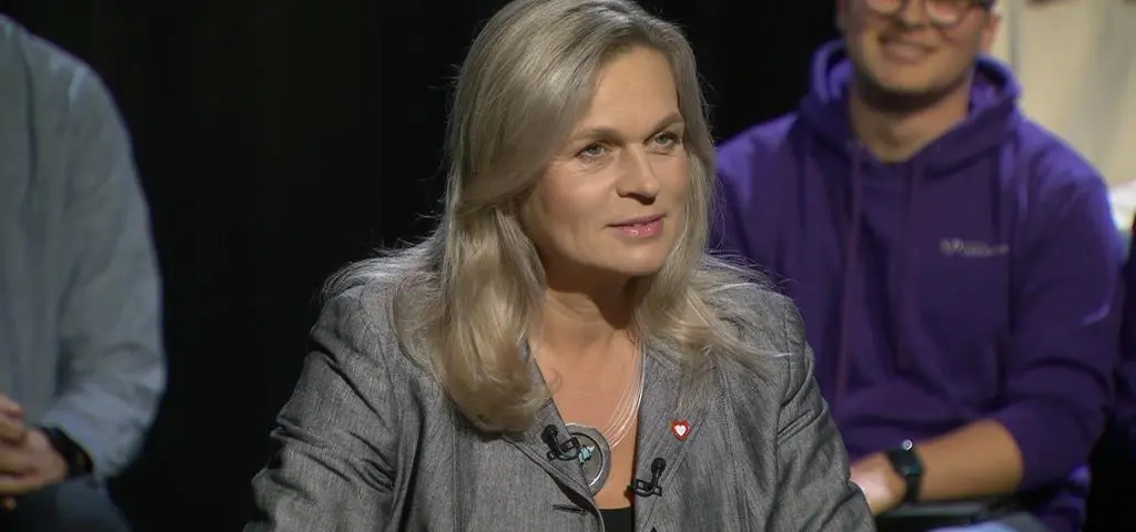 Nowacka: jestem zafiksowana na chronienie młodzieży przed pułapkami w sieci