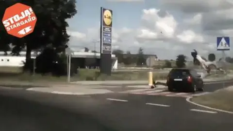 Potrącił dwóch chłopców jadących na hulajnodze, nagranie ku przestrodze