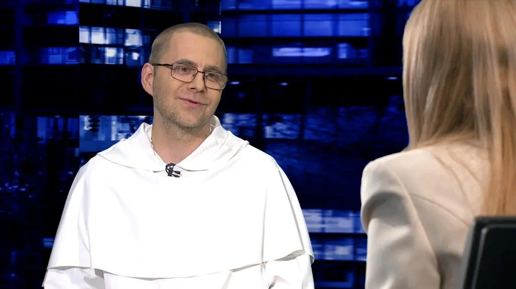 Tutaj mamy wyjście z eucharystii i wiec polityczny