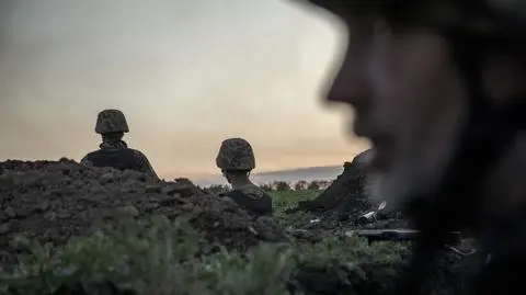 "Wzrost intensywności rosyjskich natarć". Próba "wciągnięcia do walki" dodatkowych jednostek 