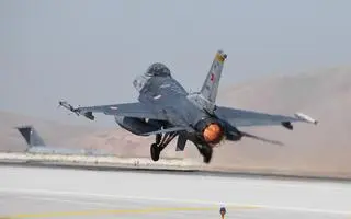 F-16