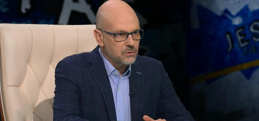 "W TK zasiadali byli posłowie i senatorowie. Standardy wyłączania się od orzekania są wytyczone"