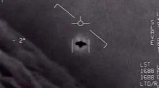 Amerykanie na tropie UFO. Dwa nowe nagrania 
