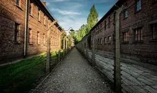 Baraki dawnego obozu Auschwitz II-Birkenau